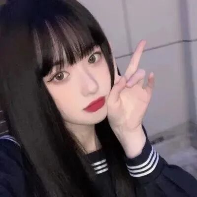 学院风手势女生头像