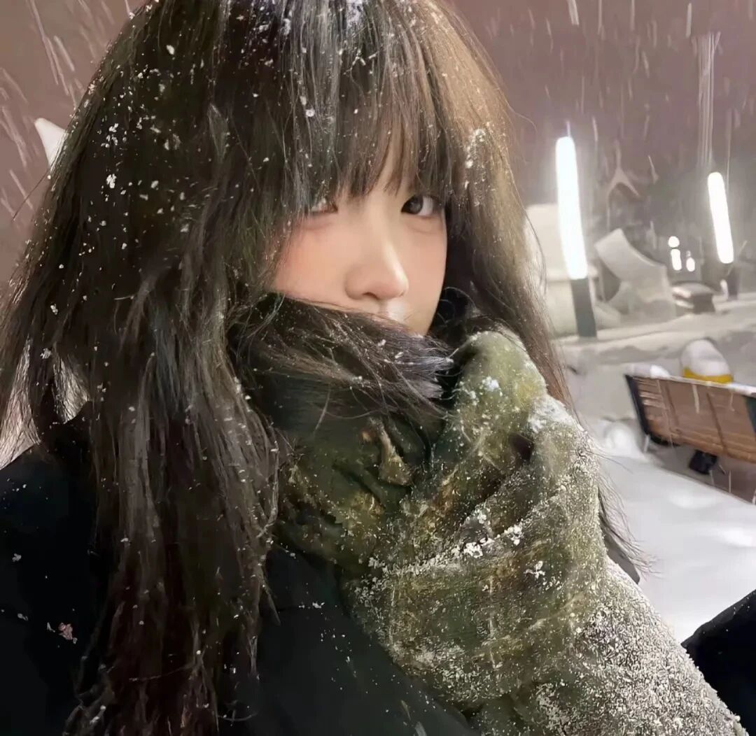 冬天温柔女生头像