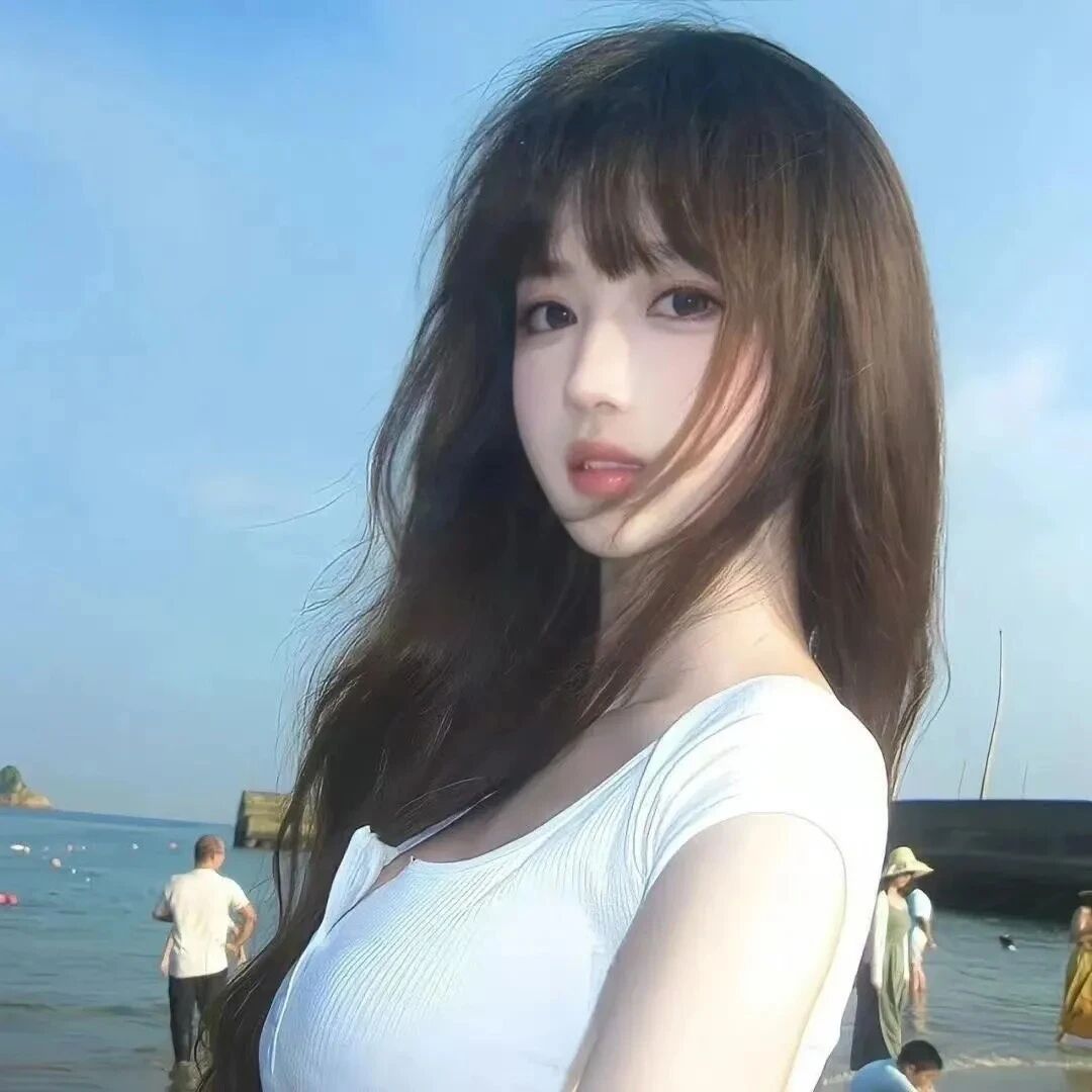 海边纯欲女生头像