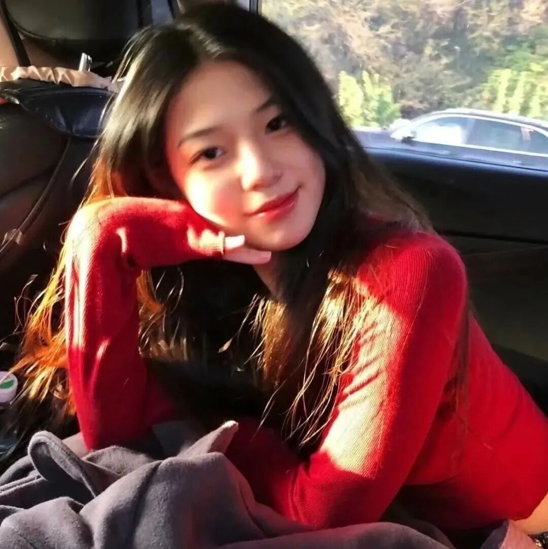新年温柔女生头像