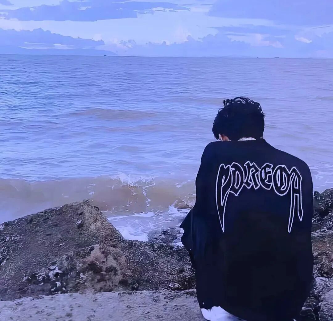 buminghaibianaiqing不明显海边真人情侣头像