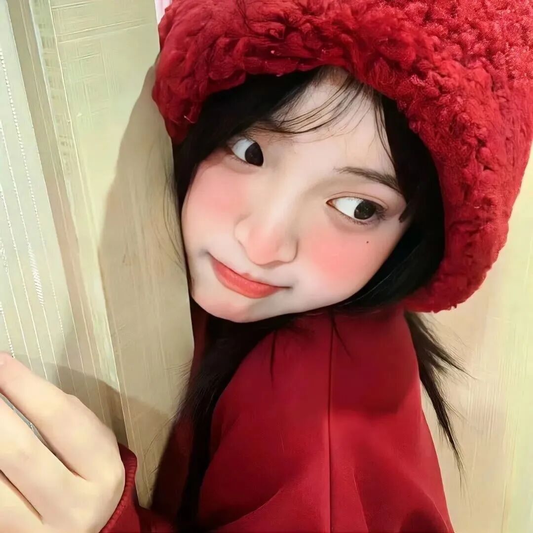 新年甜妹女生头像