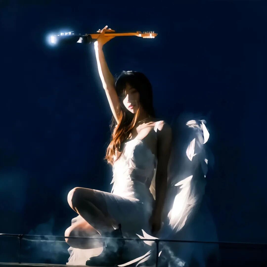 氛围感天使女生头像