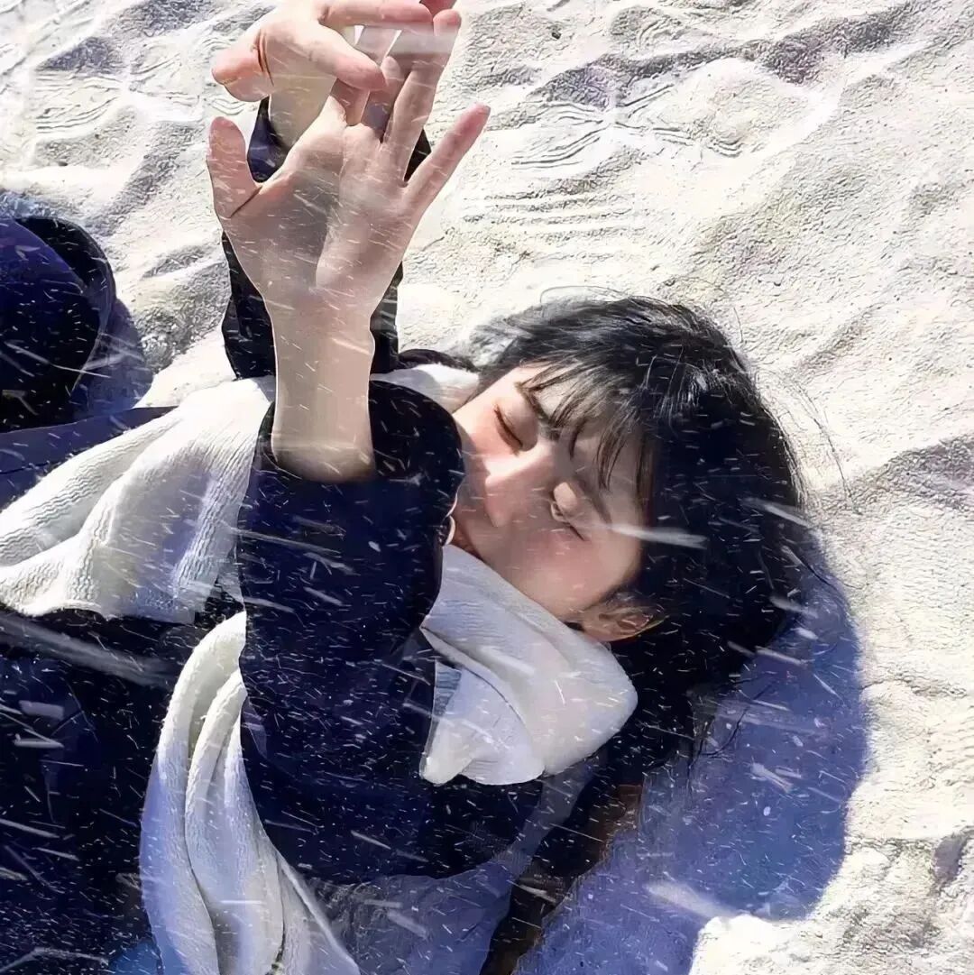 女生 女生头像 女头 氛围感 氛围感头像 氛围感女生头像 氛围感女头 冬天头像