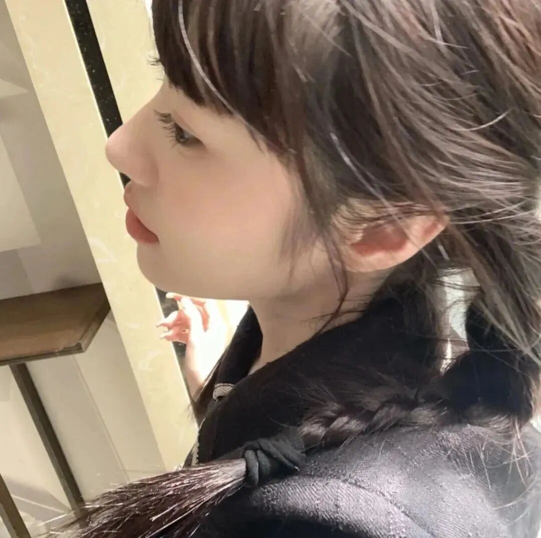 女生 女生头像 女头 侧脸 侧脸头像
