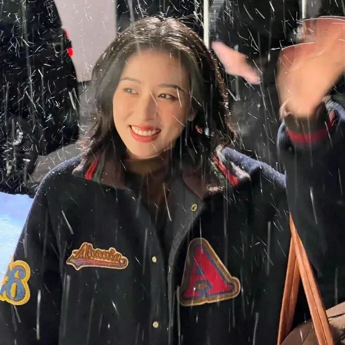 女生 女生头像 女头 氛围感 氛围感头像 氛围感女生头像 氛围感女头