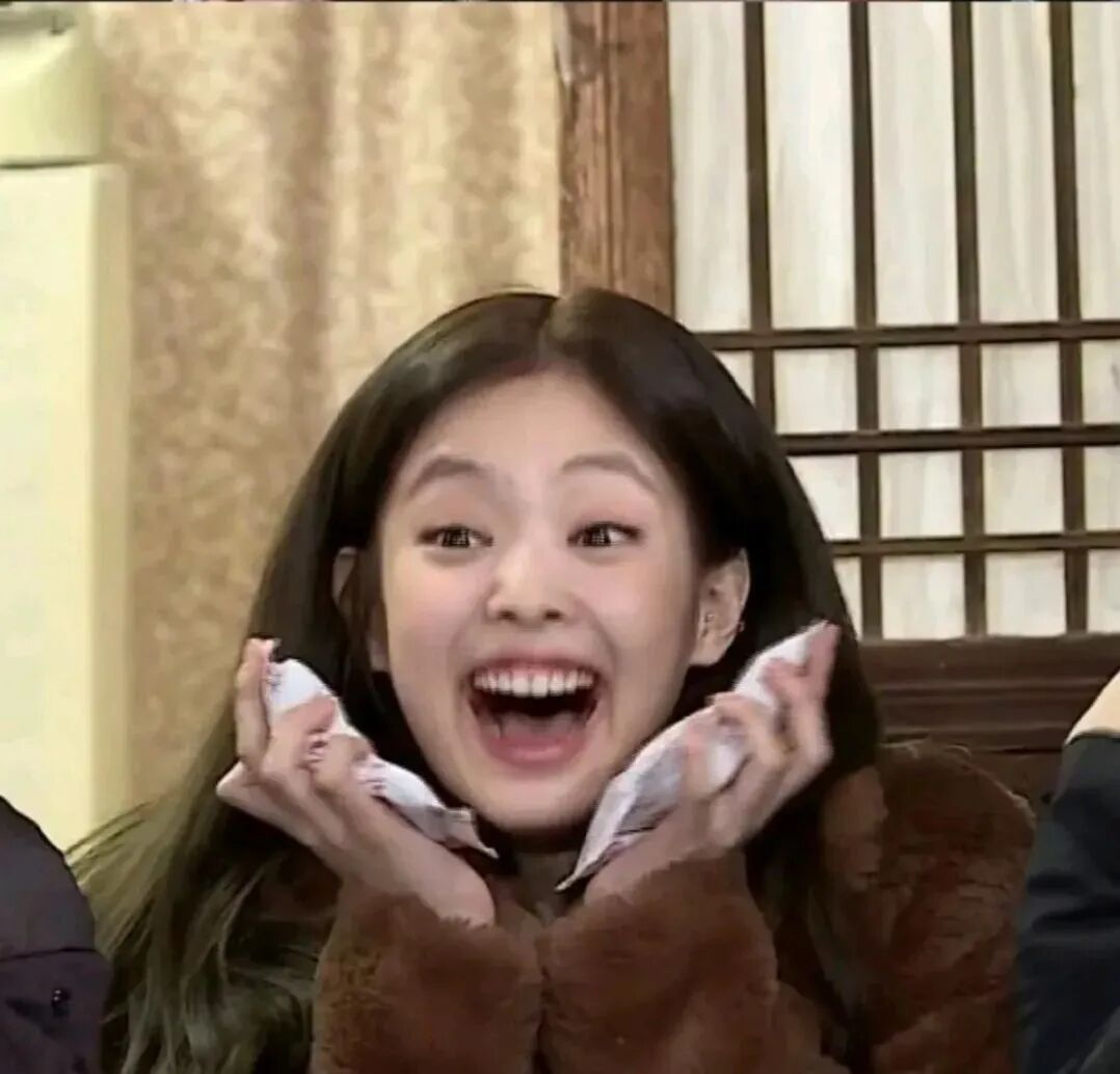 金智妮 金智妮头像 jennie jennie头像 女生 女生头像 女头 可爱女生 可爱女生头像