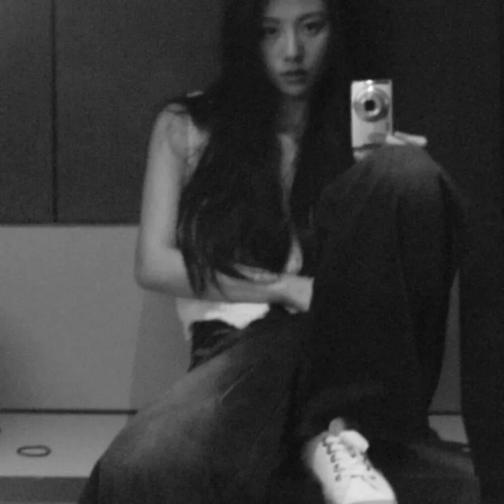 自拍高冷女生头像