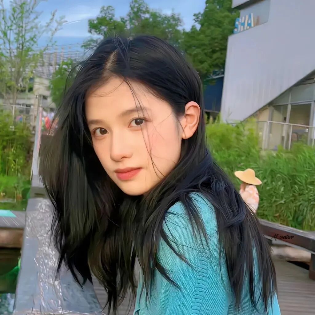 女生 女生头像 女头 张婧仪 张婧仪头像