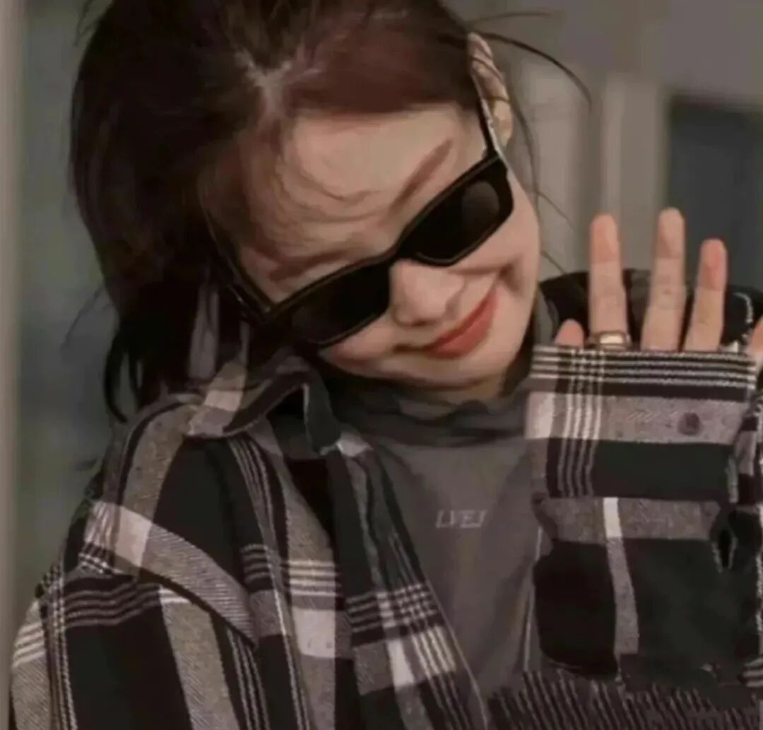 金智妮 金智妮头像 jennie jennie头像 女生 女生头像 女头 可爱女生 可爱女生头像