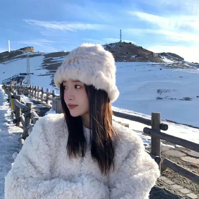 女生 女生头像 女头 氛围感 氛围感头像 氛围感女生头像 氛围感女头 冬天头像