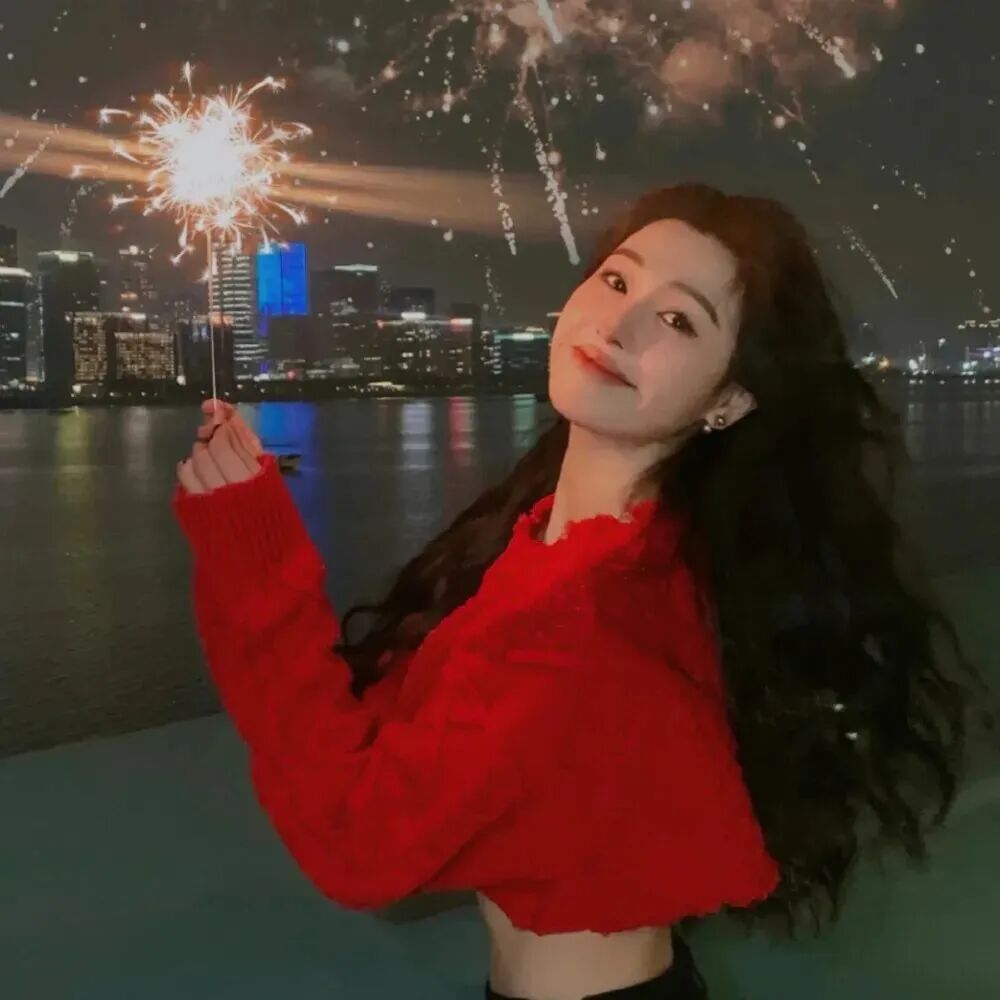 新年烟花女生头像