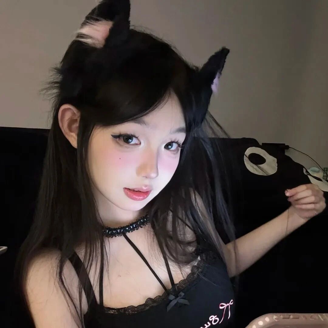猫耳纯欲女生头像