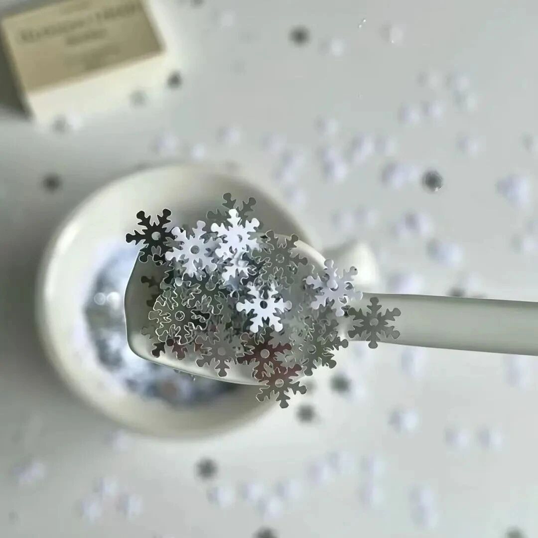 下雪背景图