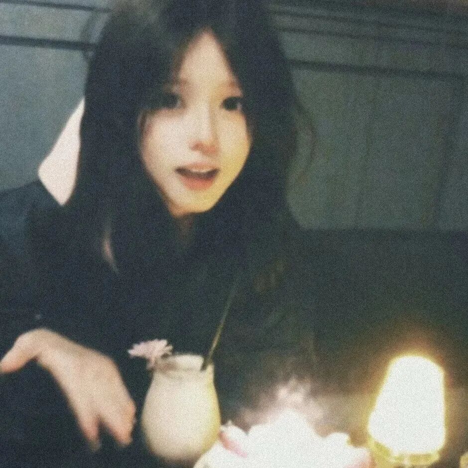 氛围感女生头像