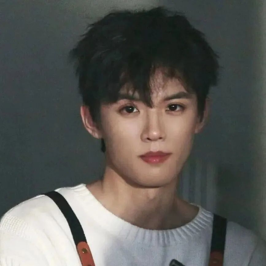 男生 男生头像 男头 周峻纬 周峻纬头像