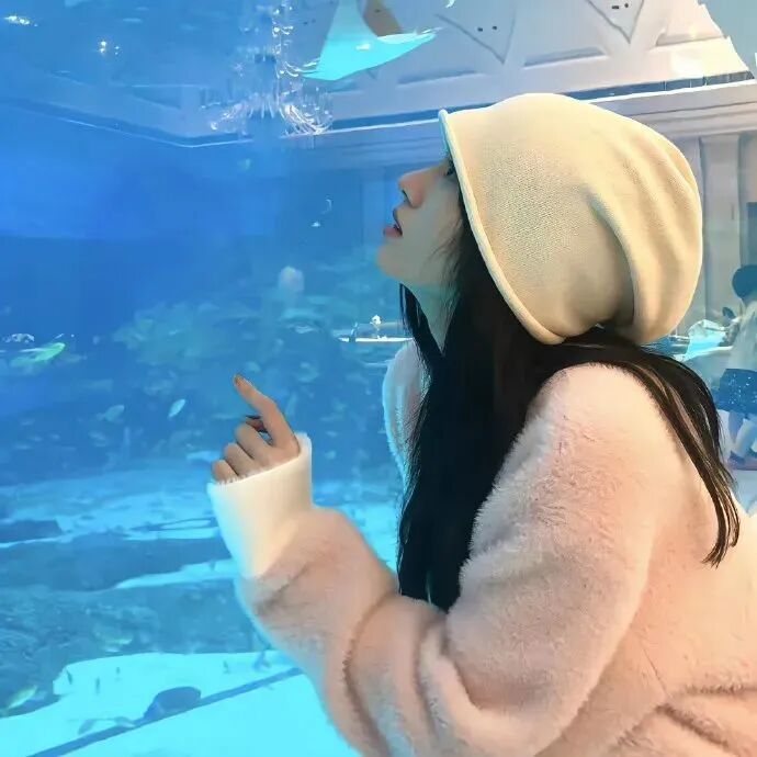 女生 女生头像 女头 侧脸 侧脸头像