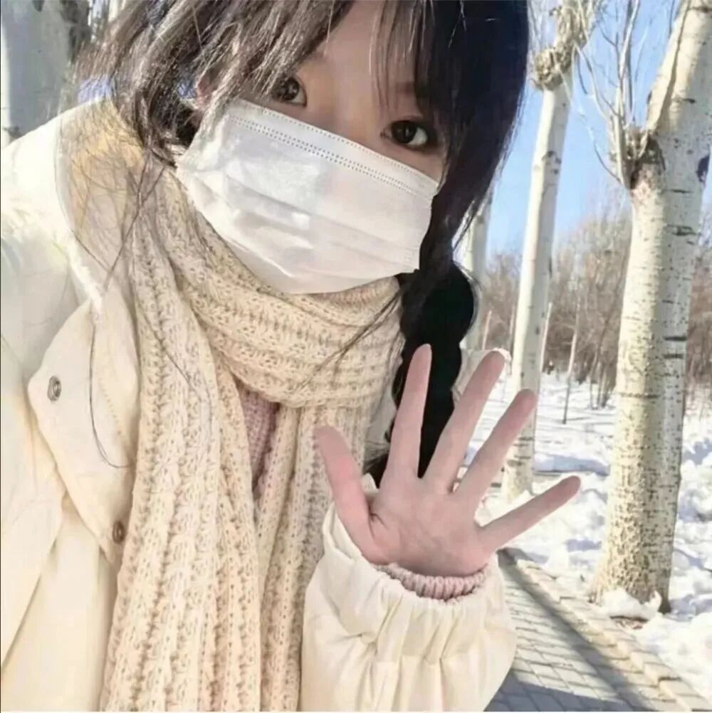 冬天口罩女生头像