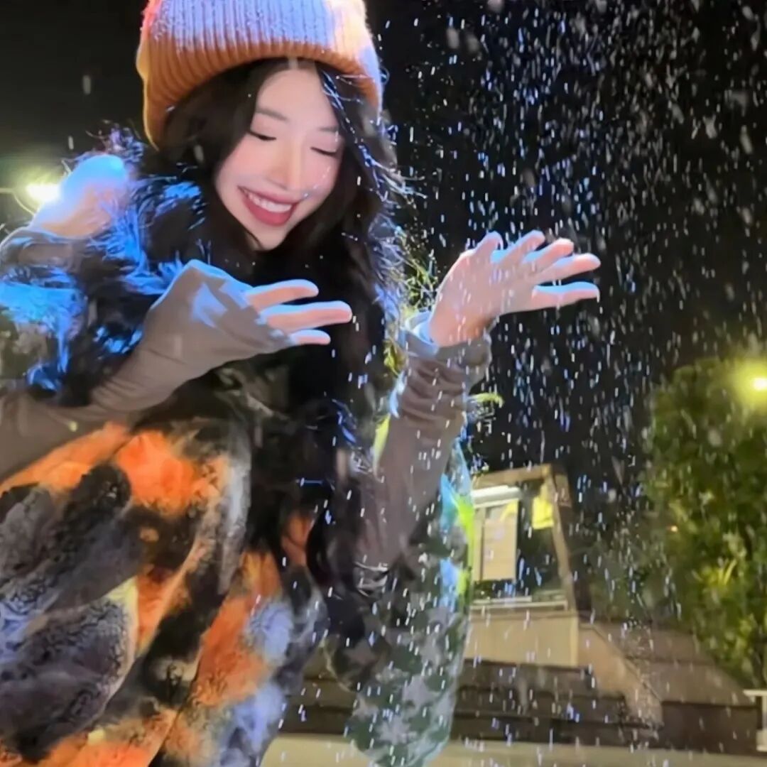女生 女生头像 女头 氛围感 氛围感头像 氛围感女生头像 氛围感女头 冬天 冬天头像