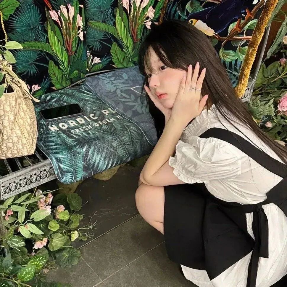 女生 女生头像 女头 侧脸 侧脸头像