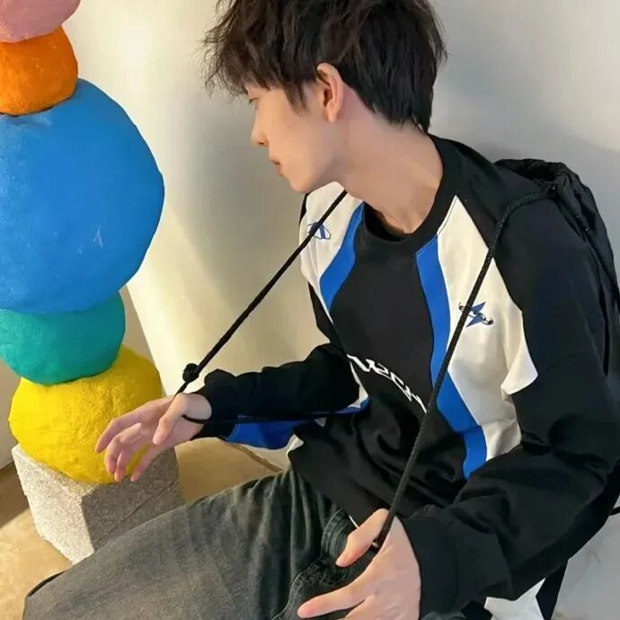 男生 男生头像 男头  侧脸 侧脸头像