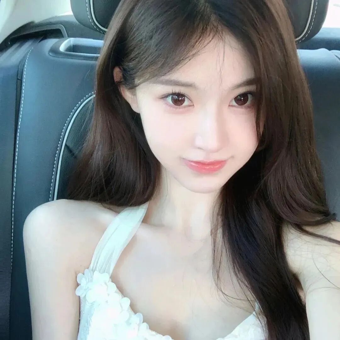 车内小众女生头像