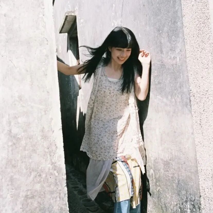 温柔爱笑女生头像