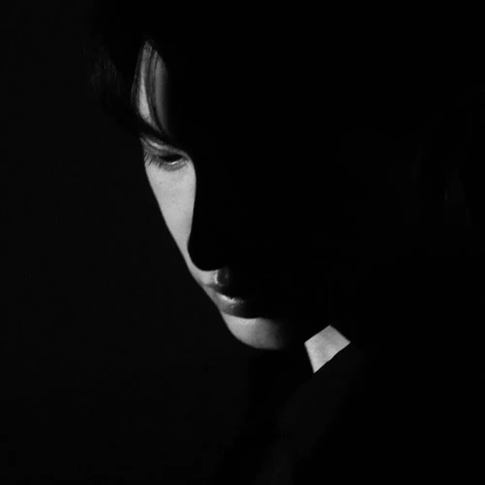 男生头像 男头 男生 黑白 侧脸 侧脸头像
