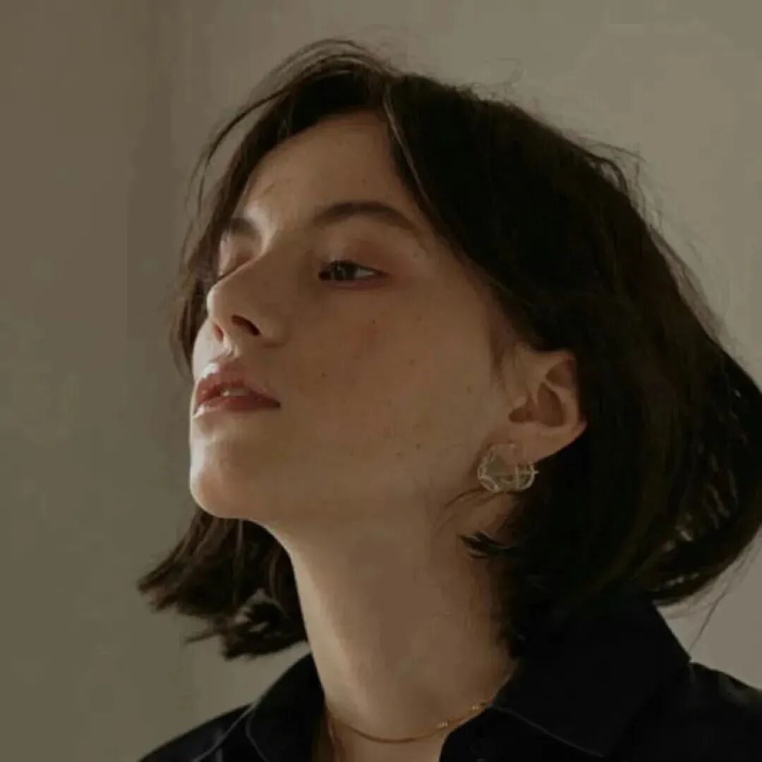 女生 女生头像 女头 氛围感 氛围感头像 欧美 欧美头像
