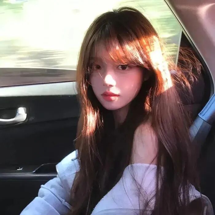chiytrngollanghainuo车内真人情侣头像
