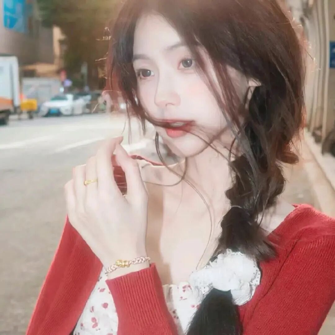 新年温柔女生头像