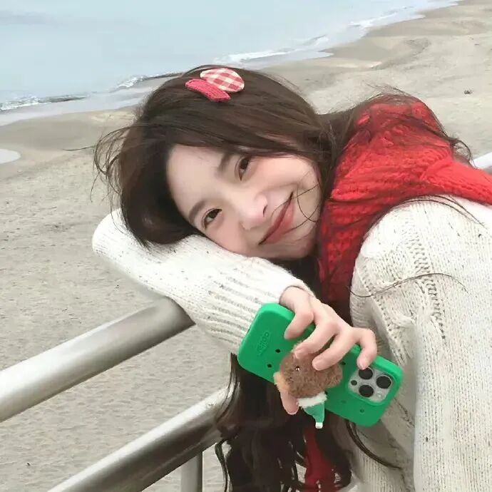 甜妹爱笑女生头像