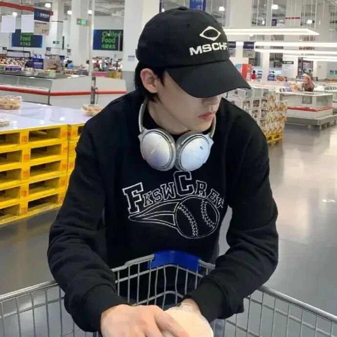男