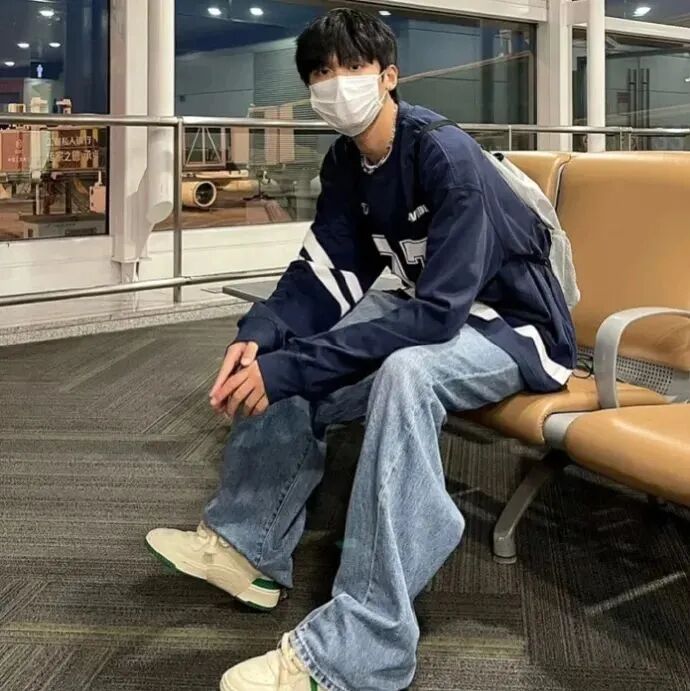 男