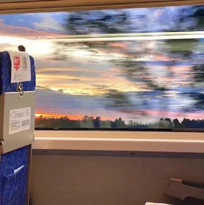 背景图 意境 唯美 窗前