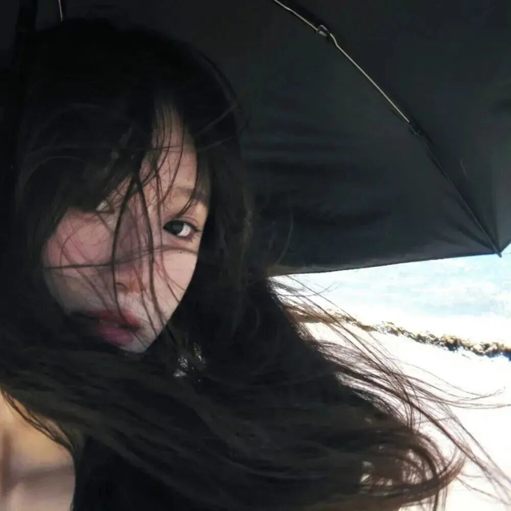 氛围感温柔女生头像