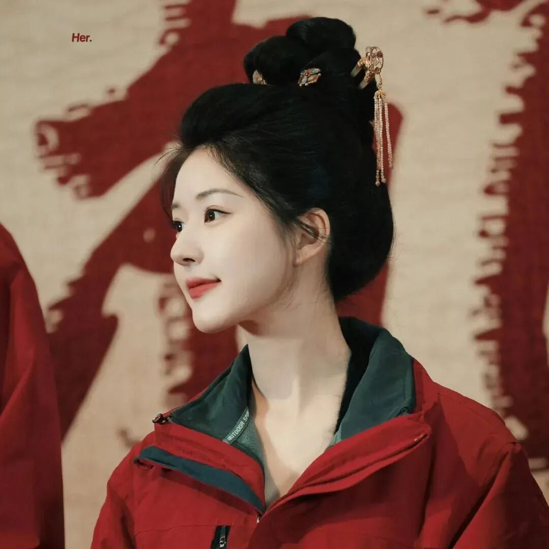 赵露思爱豆甜妹新年女生头像