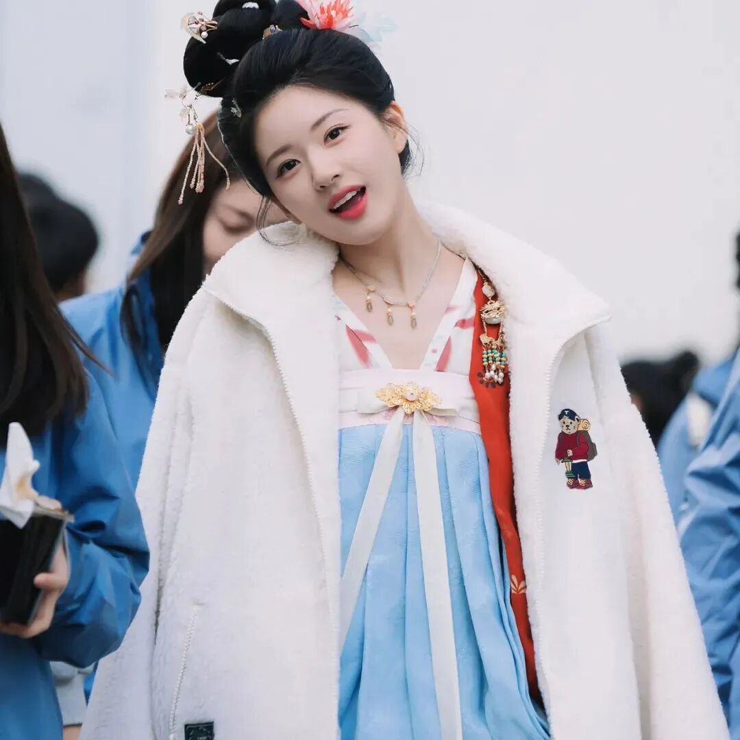 赵露思爱豆甜妹女生头像
