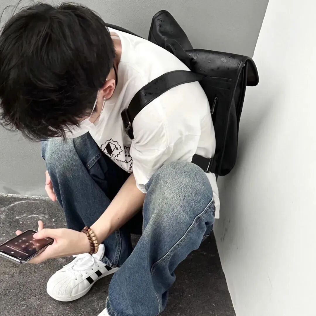 小众不露脸男生头像