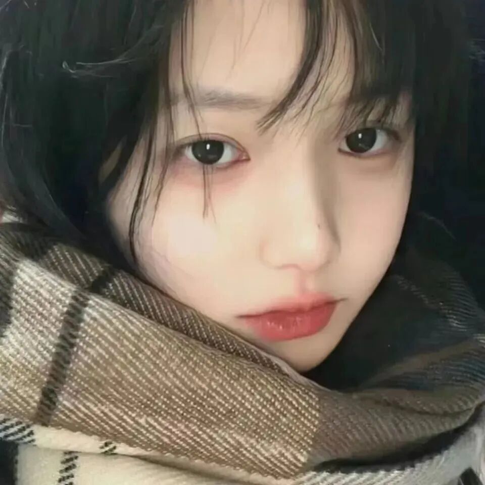 冬天小众女生头像