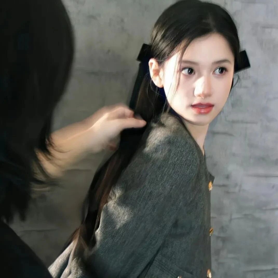 张婧仪爱豆女生头像