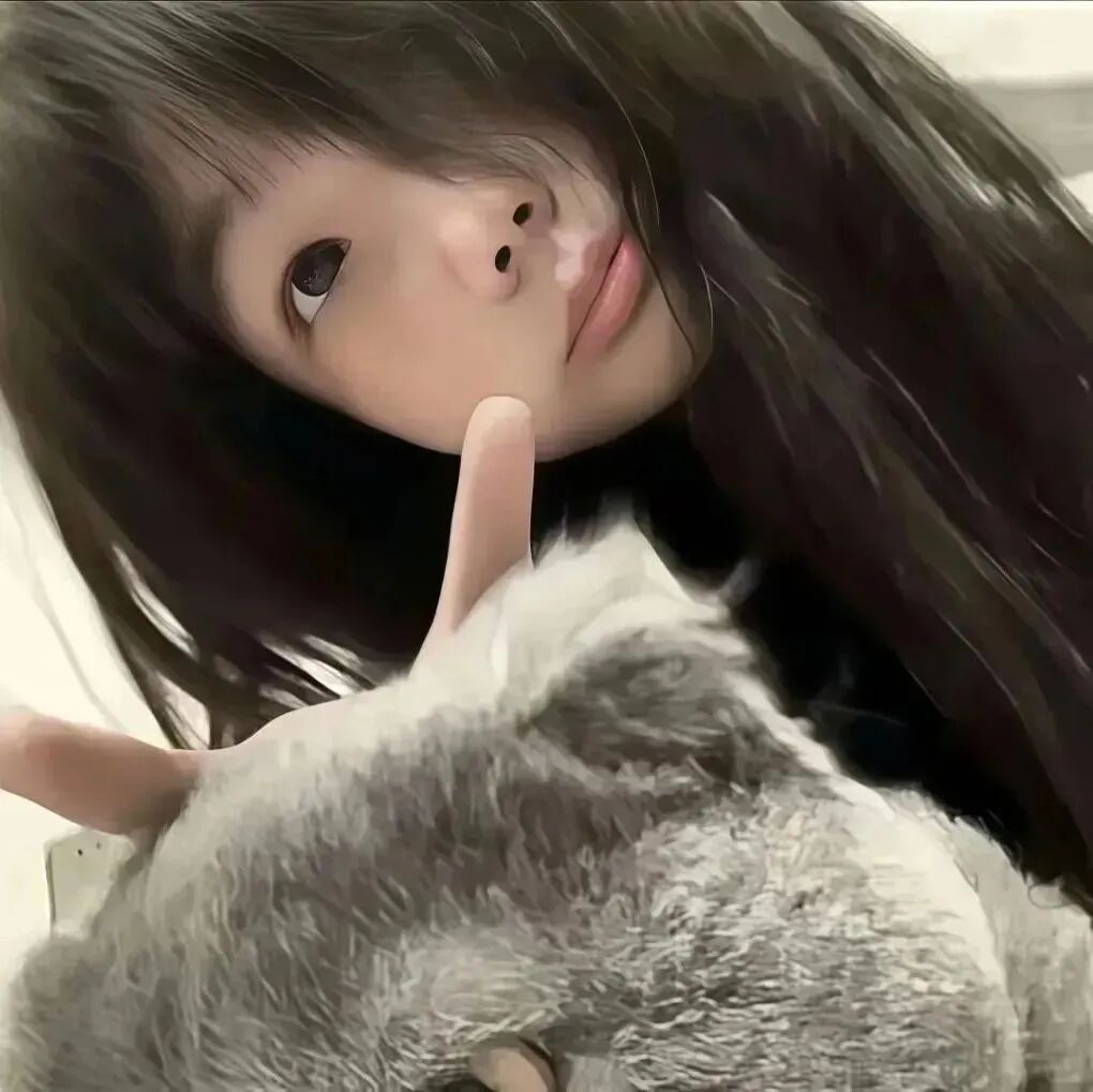 bztrewngokmnyaomei抱着猫咪单人真人情侣头像