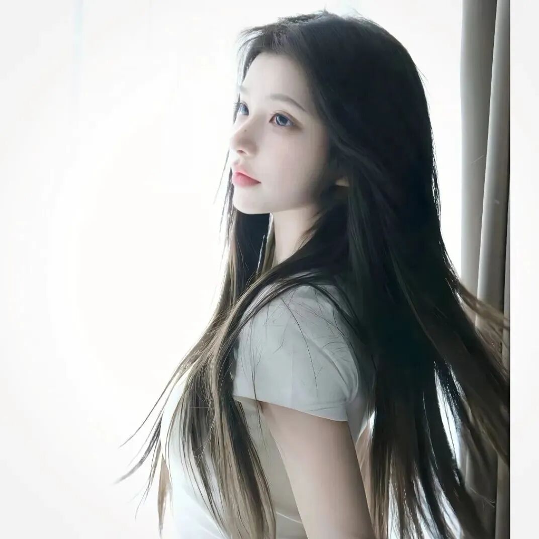 温柔侧脸女生头像