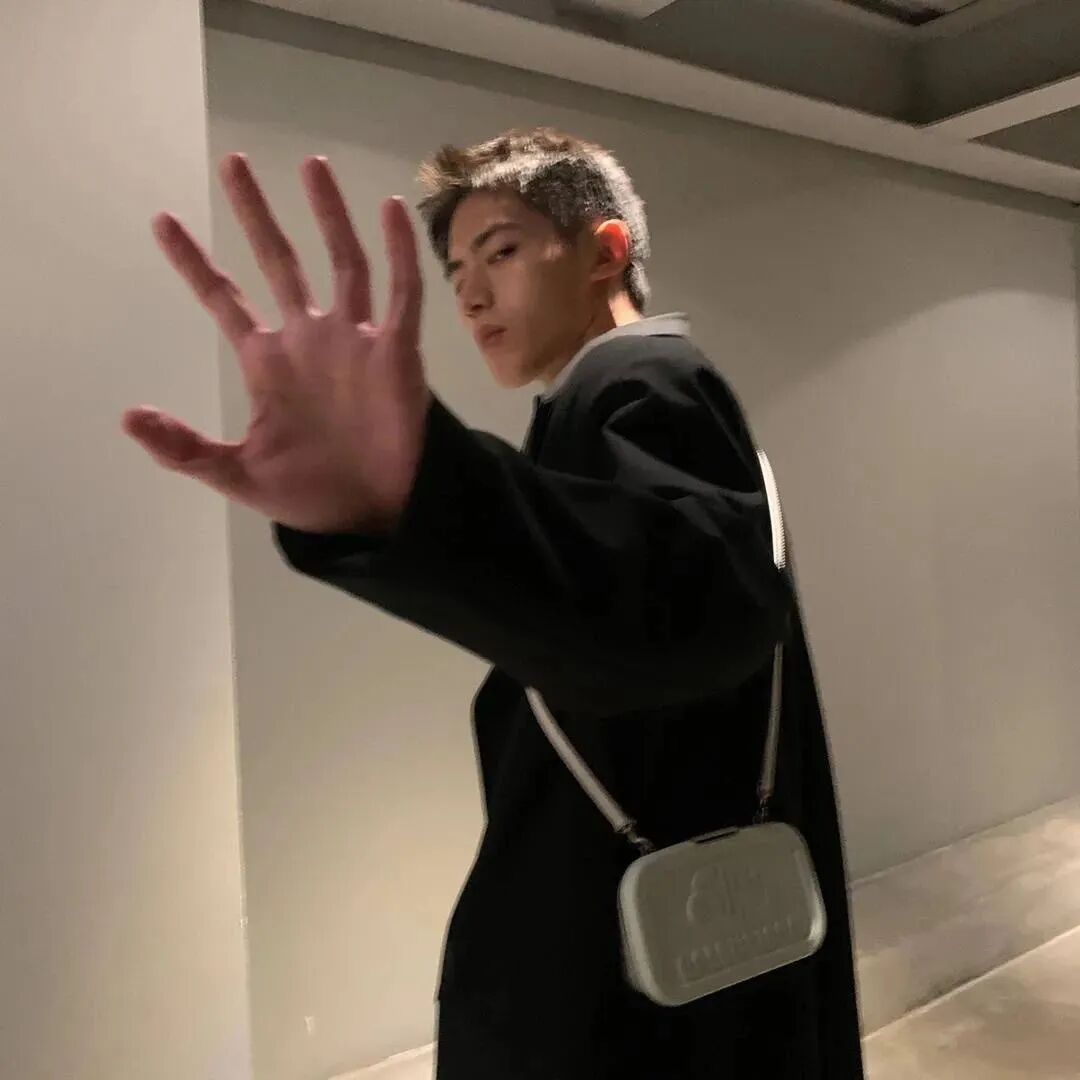 痞帅男生头像