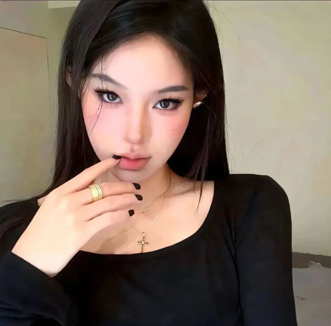 权威女生头像