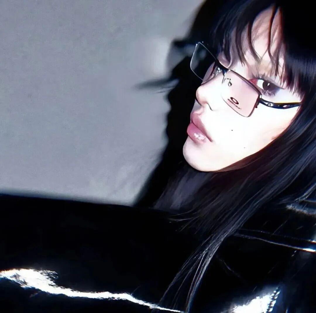 权威侧脸女生头像