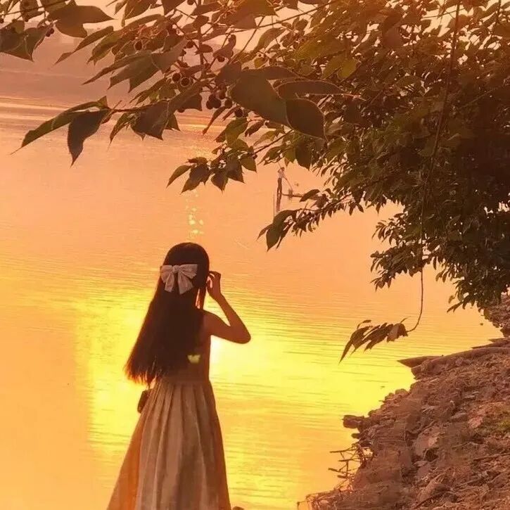 女生 女生头像 女头 氛围感 氛围感头像 氛围感女生头像 氛围感女头 不露脸 不露脸头像