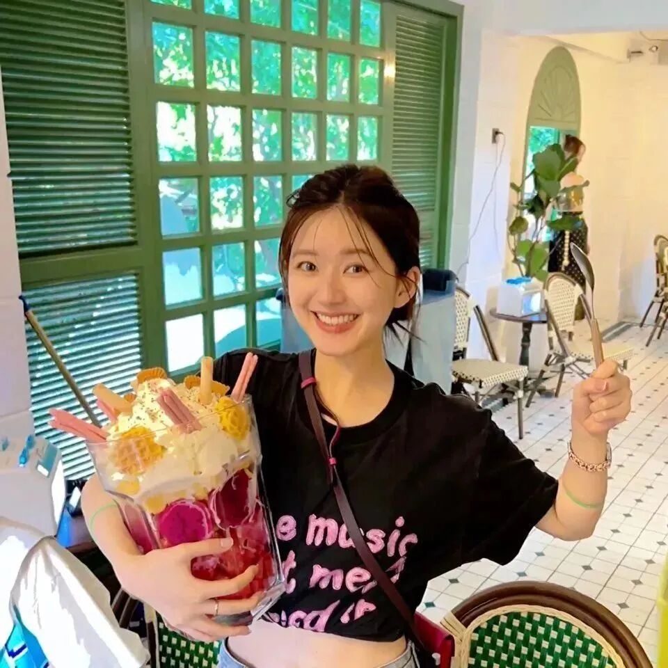 女生 女生头像 女头 赵露思 赵露思头像