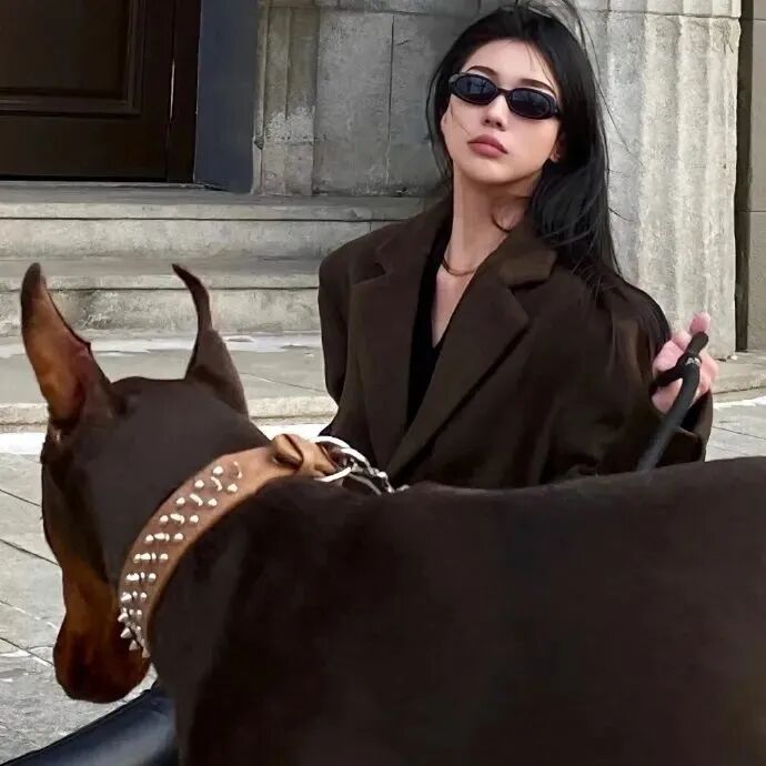 女生 女生头像 女头 拽姐 拽姐头像 很飒 很飒头像 飒风 飒风头像