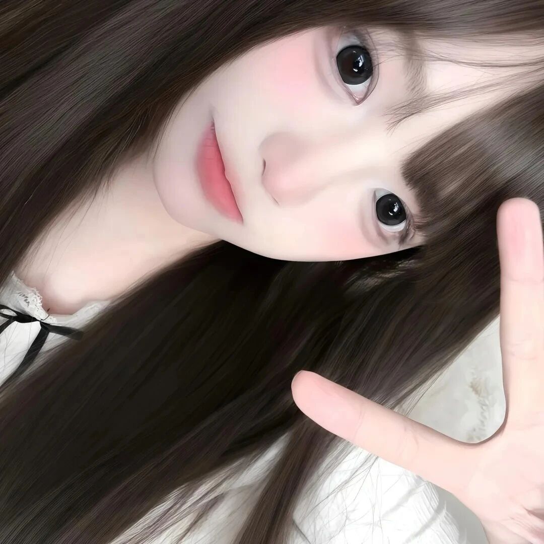 剪刀手甜妹女生头像
